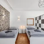 Apartment Monteur - Für Bis Zu 7 Personen In 65479 - Gg13 *