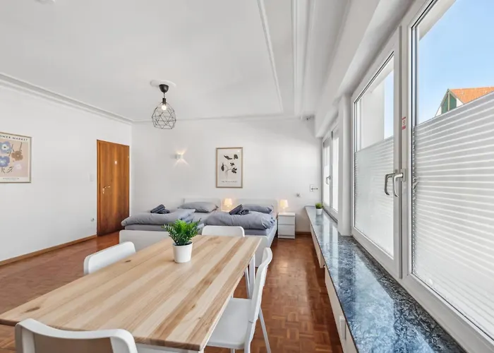 Monteur - Fuer Bis Zu 7 Personen In 65479 - Gg13 Apartman *